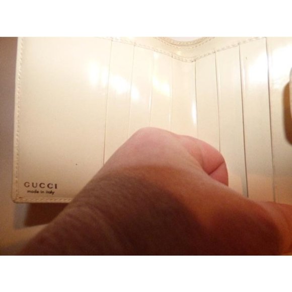 Gucci Ivory Patent Leather Tom Ford Era Tri Fold Wallet - Picture 9 of 10